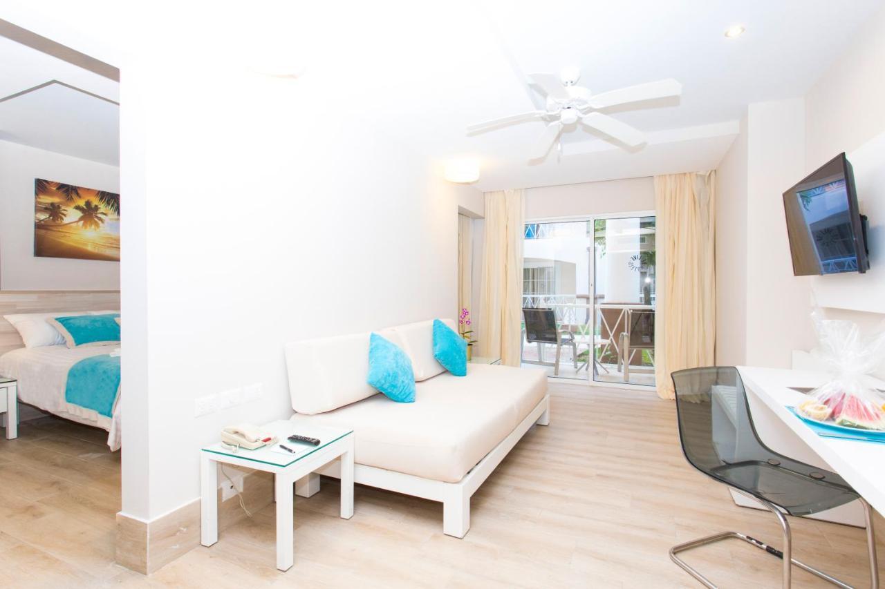 Be Live Collection Punta Cana (Adults Only) Ngoại thất bức ảnh Junior Suite